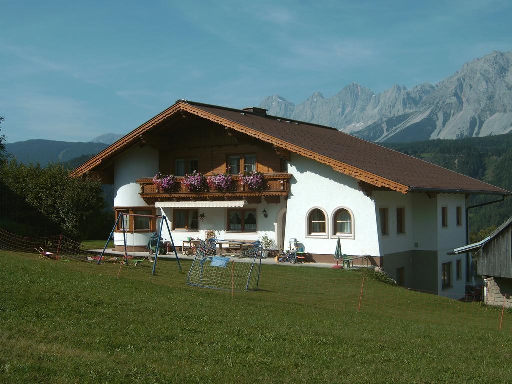 Ferienhaus U. Appartement Knauss Schladming Exterior photo